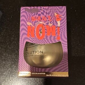 Revolution Golden Egg Highlighter